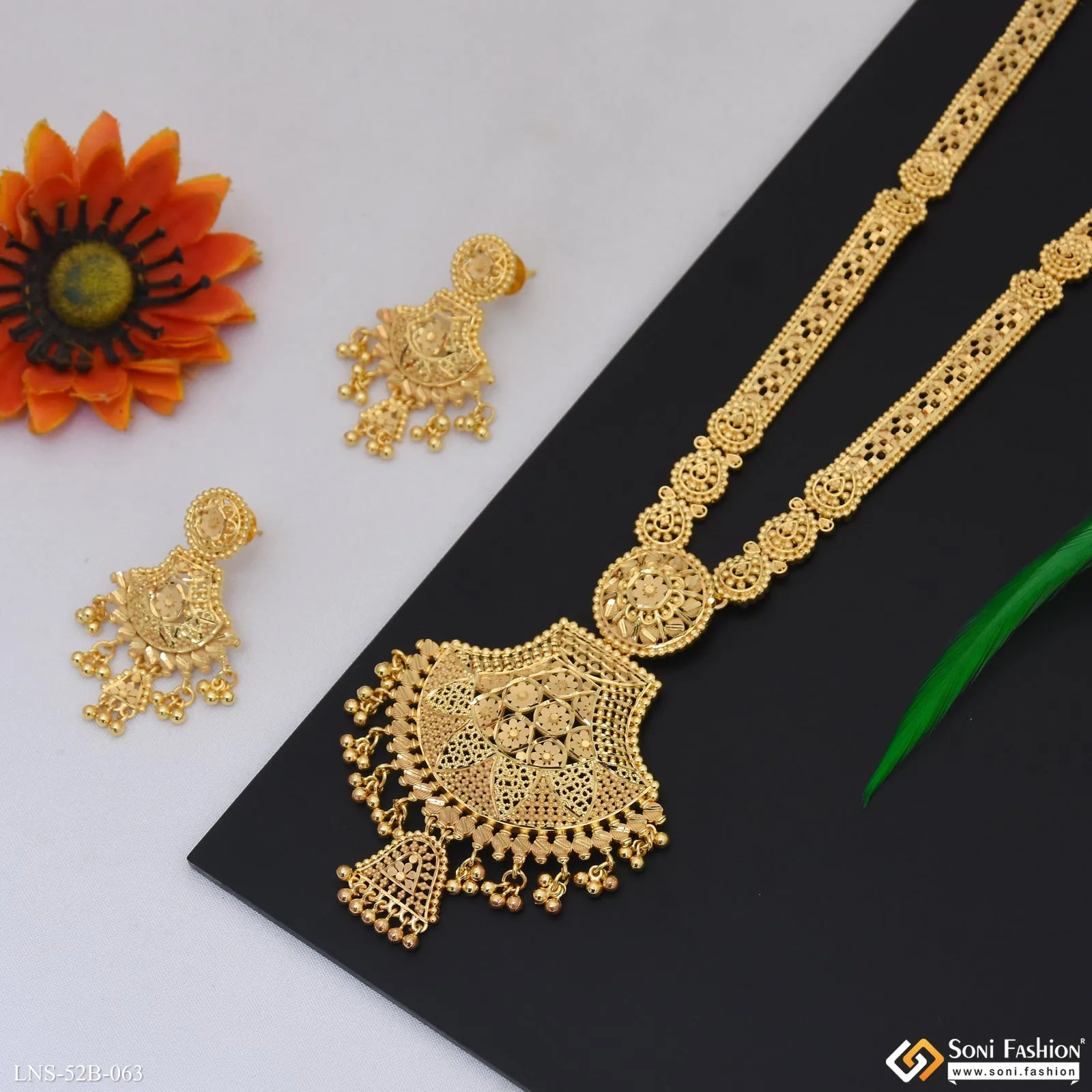 1 Gram Gold Plated Dazzling Design Necklace Set for Women - Style B063