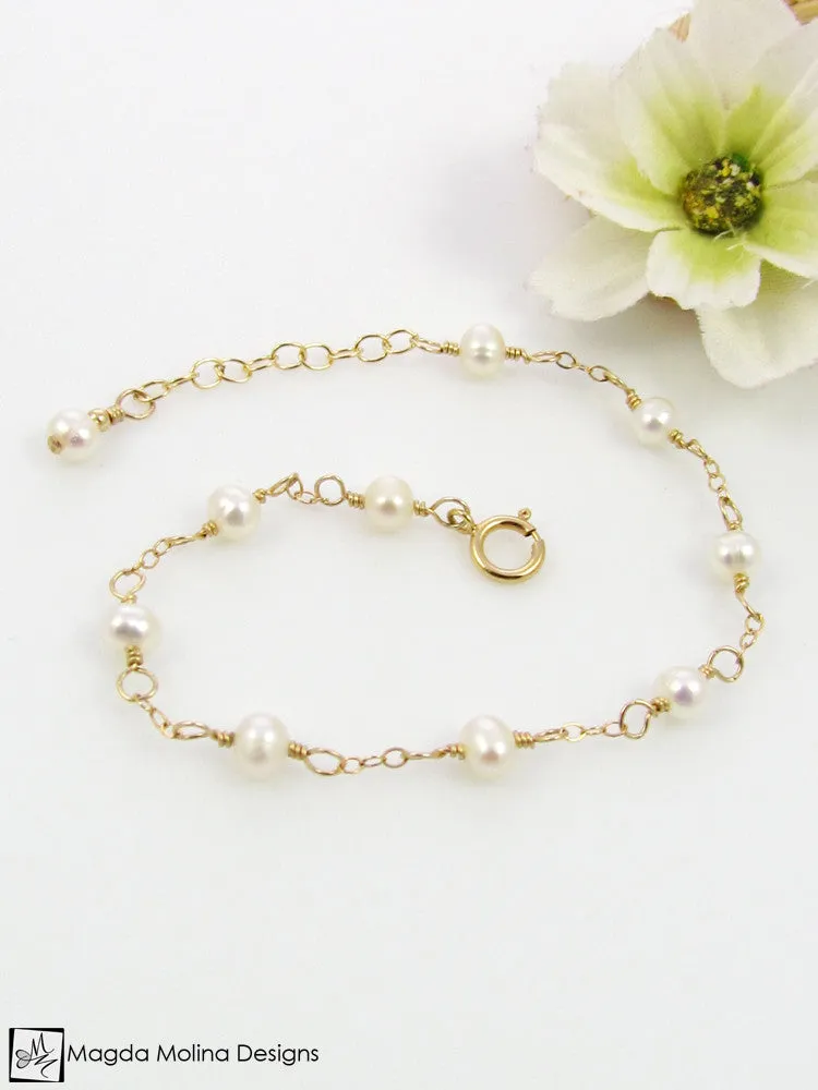 Mini Goddess (children) Tiny Freshwater Pearl Bracelet
