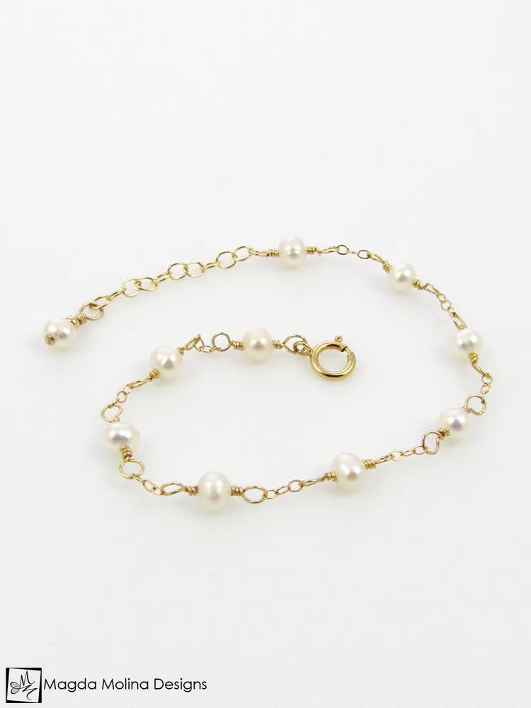 Mini Goddess (children) Tiny Freshwater Pearl Bracelet