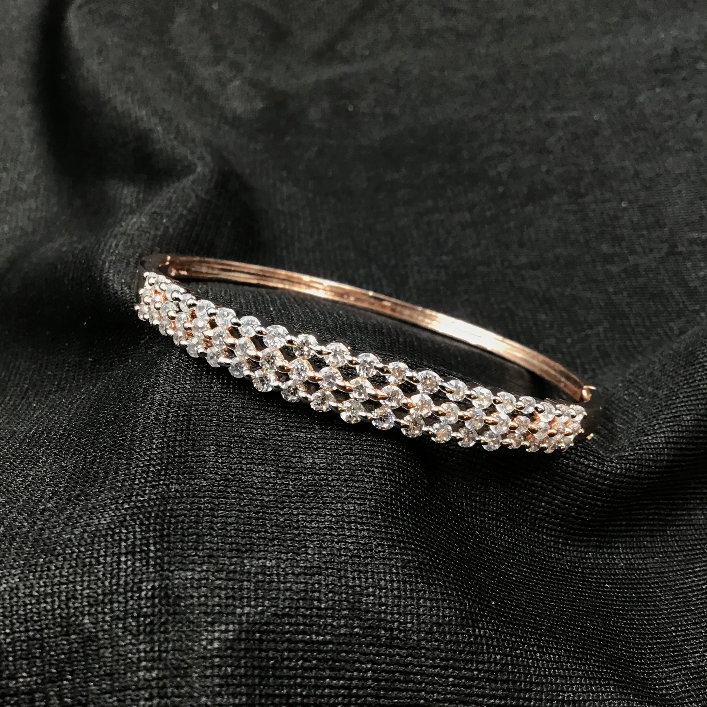 Openable Zircon/AD Bracelet 3219-11