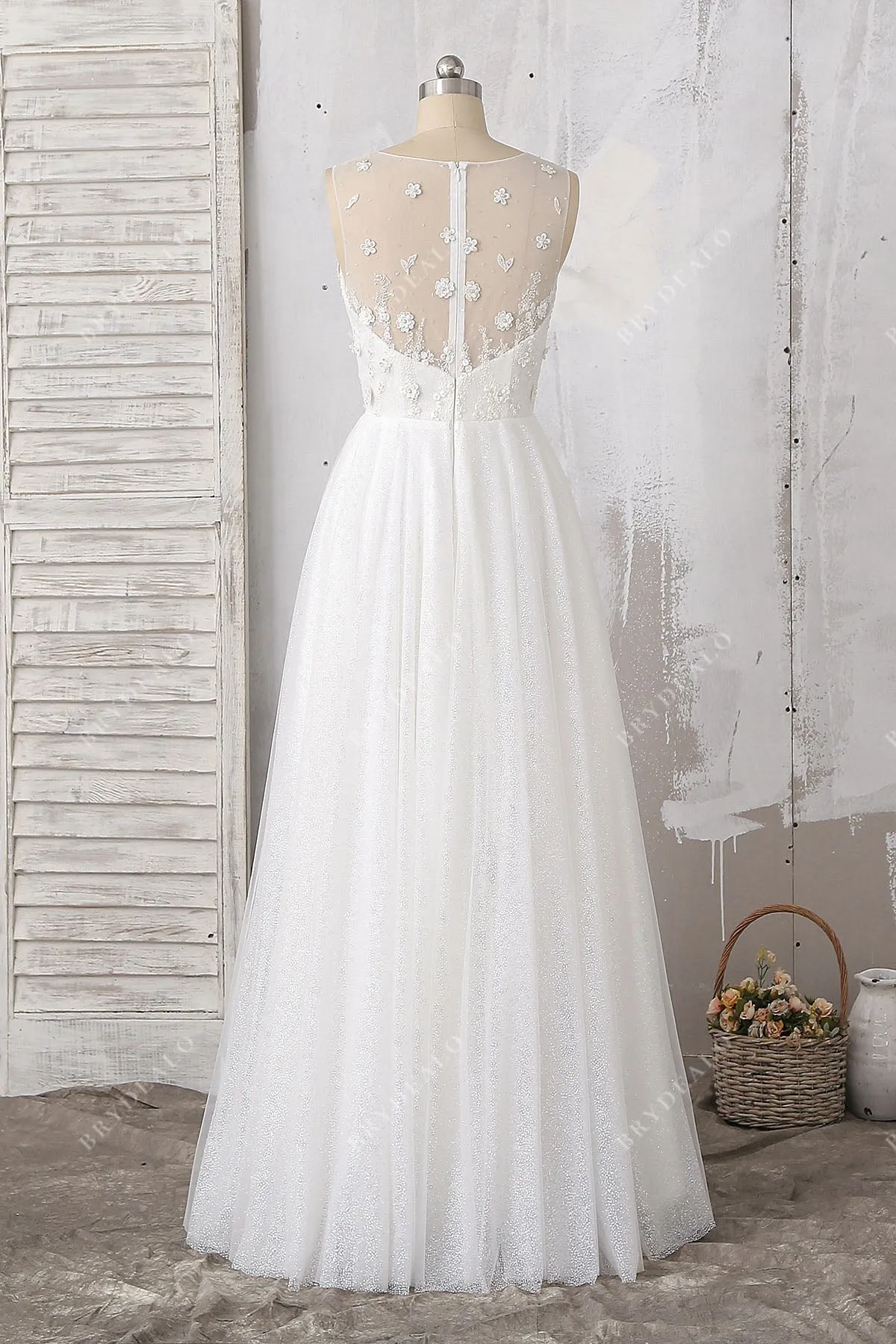 Stunning Glitter Tulle Wedding Dress with Floral Lace Appliques