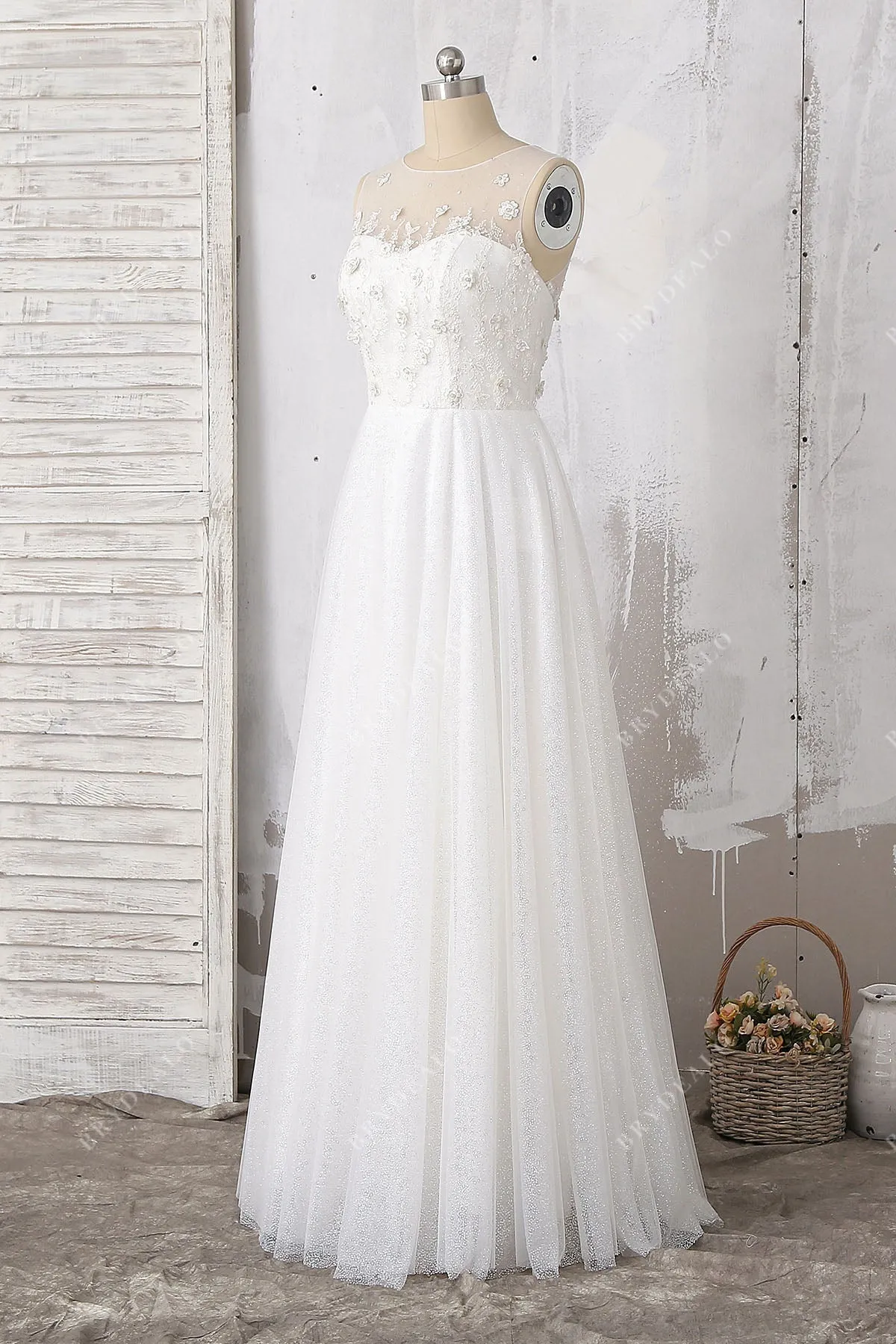 Stunning Glitter Tulle Wedding Dress with Floral Lace Appliques