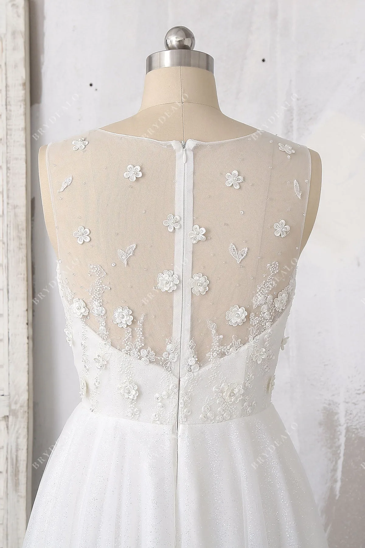 Stunning Glitter Tulle Wedding Dress with Floral Lace Appliques