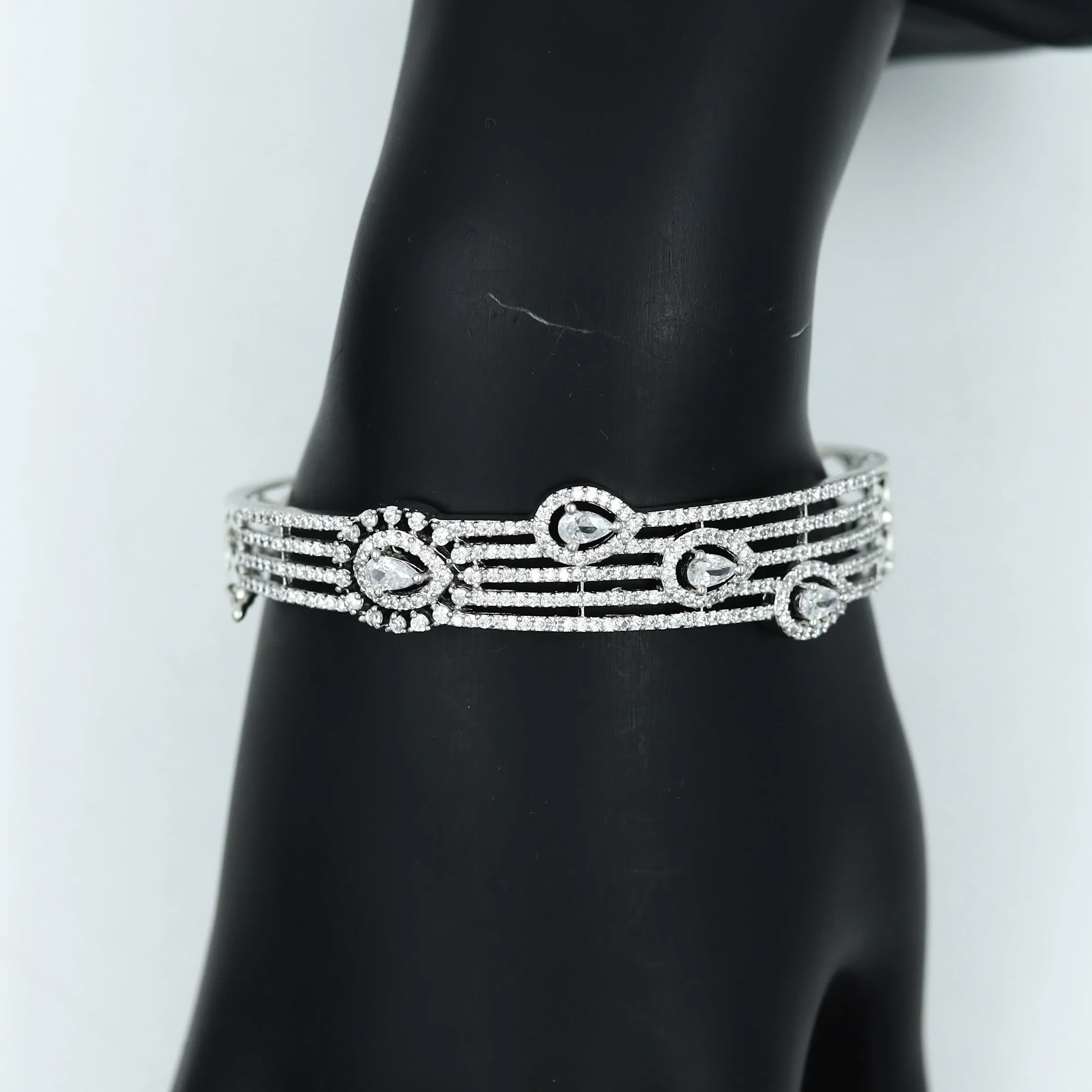 Zircon/AD Bracelet 12024-69